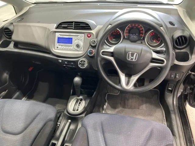 HONDA FIT 2010 — photo 4
