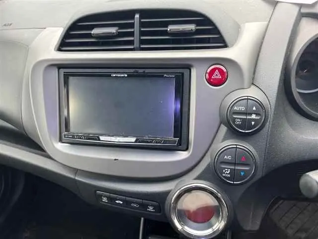 HONDA FIT 2011 — photo 6