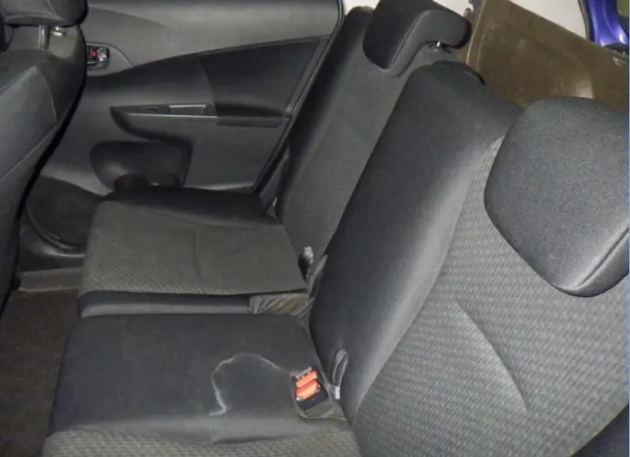 TOYOTA RACTIS 2011 — photo 6