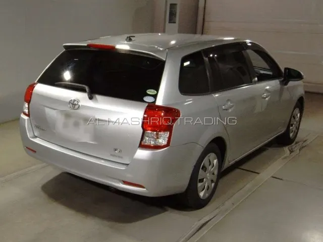 TOYOTA COROLLA FILEDER 2012 — photo 2
