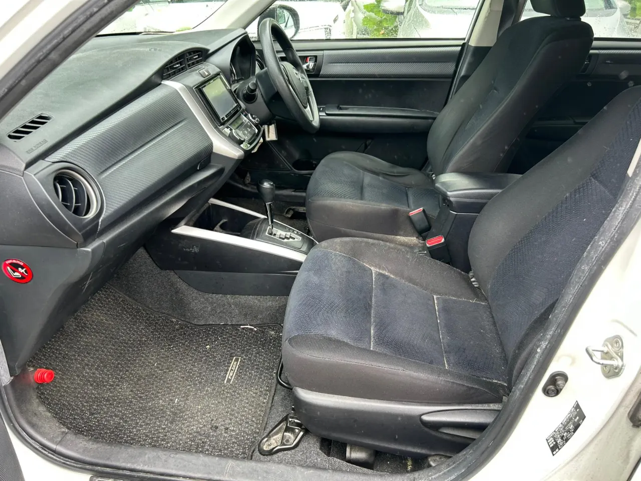TOYOTA COROLLA FILEDER 2013 — photo 6