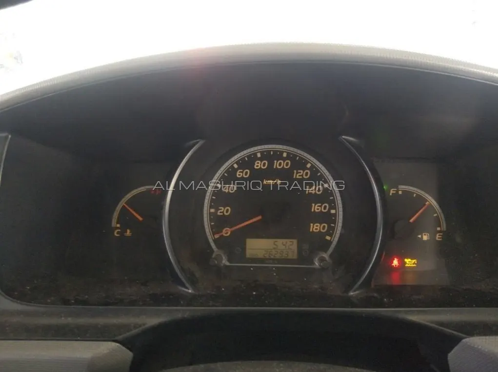 TOYOTA HIACE VAN 2007 — photo 2