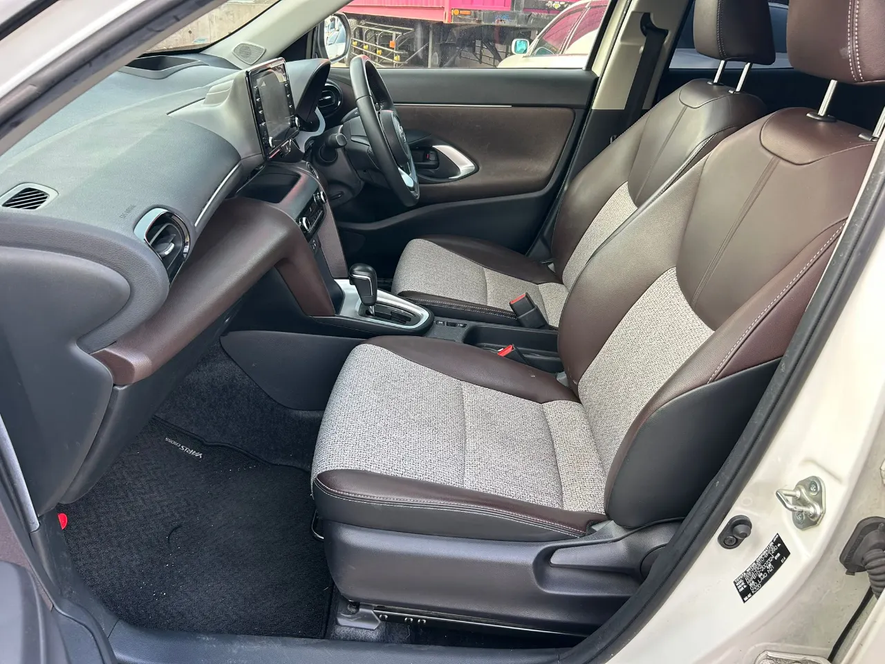 TOYOTA YARIS 2021 — photo 6