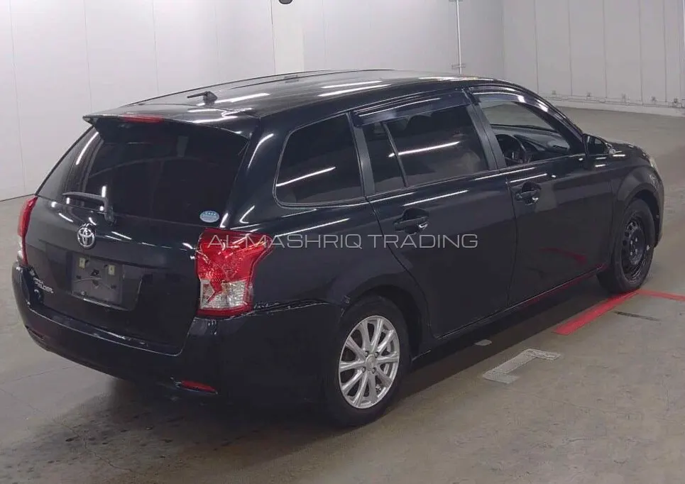 TOYOTA COROLLA FILEDER 2014 — photo 2