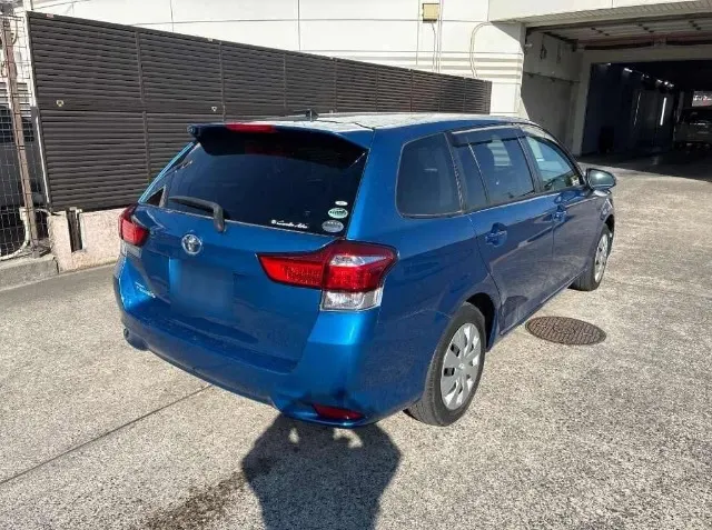 TOYOTA COROLLA FILEDER 2015 — photo 2
