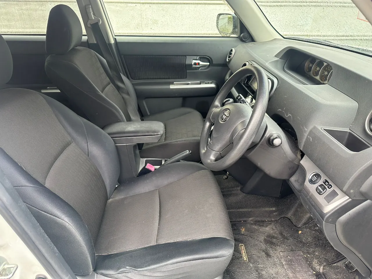 TOYOTA COROLLA RUMION 2012 — photo 6