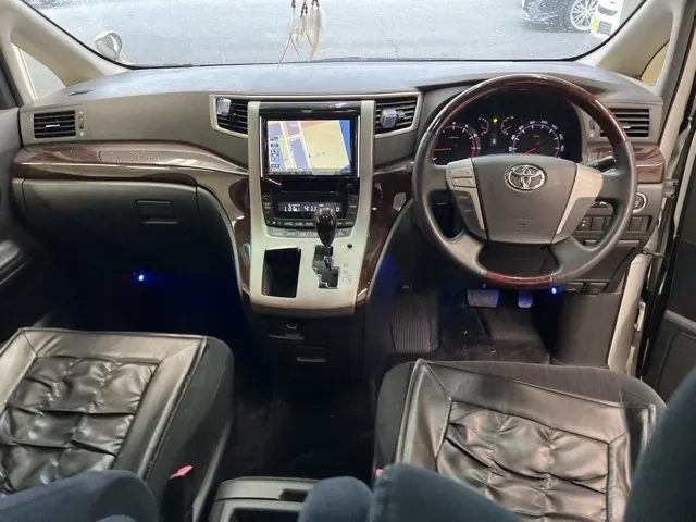 TOYOTA VELFIRE 2012 — photo 5
