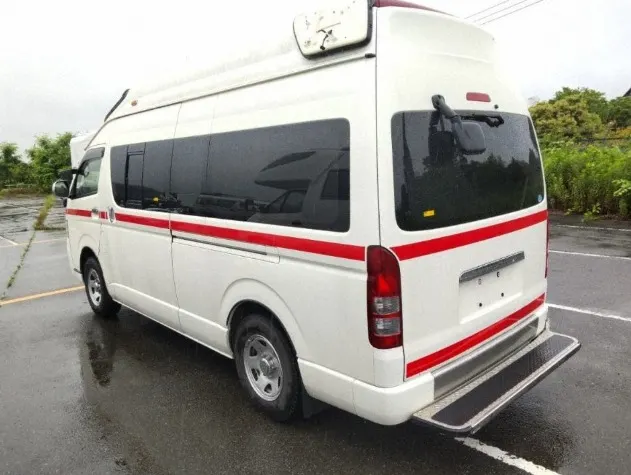 TOYOTA HIACE VAN 2013 — photo 6
