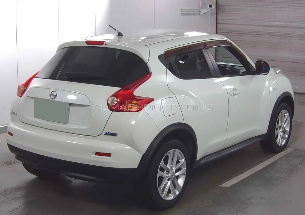NISSAN JUKE 2012 — photo 2