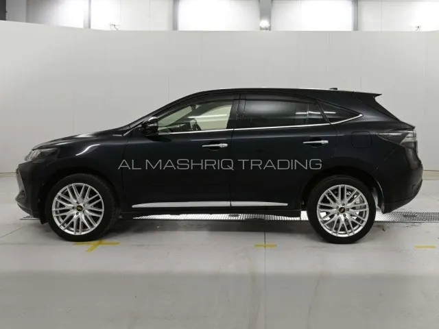 TOYOTA HARRIER 2017 — photo 2