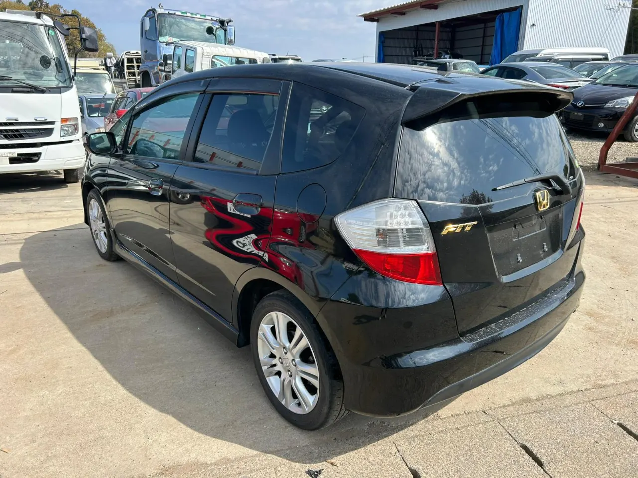 HONDA FIT 2010 — photo 2