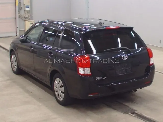 TOYOTA COROLLA FILEDER 2013 — photo 6