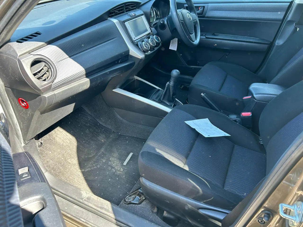TOYOTA COROLLA FILEDER 2012 — photo 4