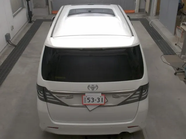 TOYOTA VELFIRE 2012 — photo 4