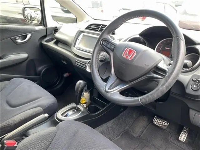 HONDA FIT 2012 — photo 6