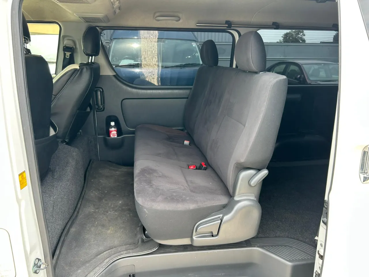 TOYOTA HIACE VAN 2014 — photo 6