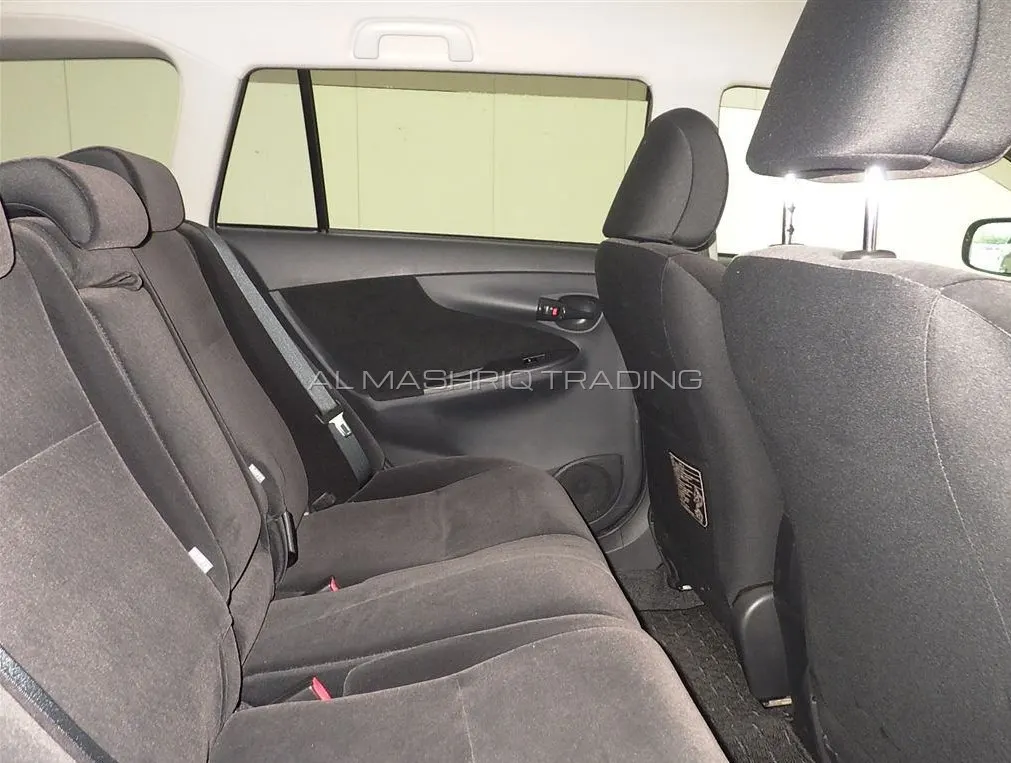 TOYOTA COROLLA FILEDER 2010 — photo 6