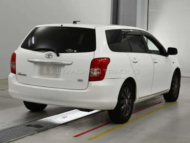 TOYOTA COROLLA FILEDER 2010 — photo 2