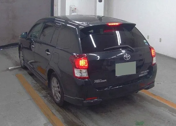 TOYOTA COROLLA FILEDER 2013 — photo 6