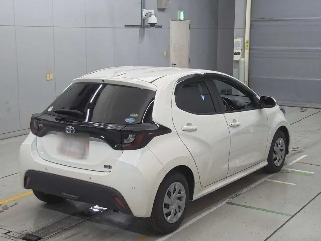 TOYOTA YARIS 2020 — photo 2