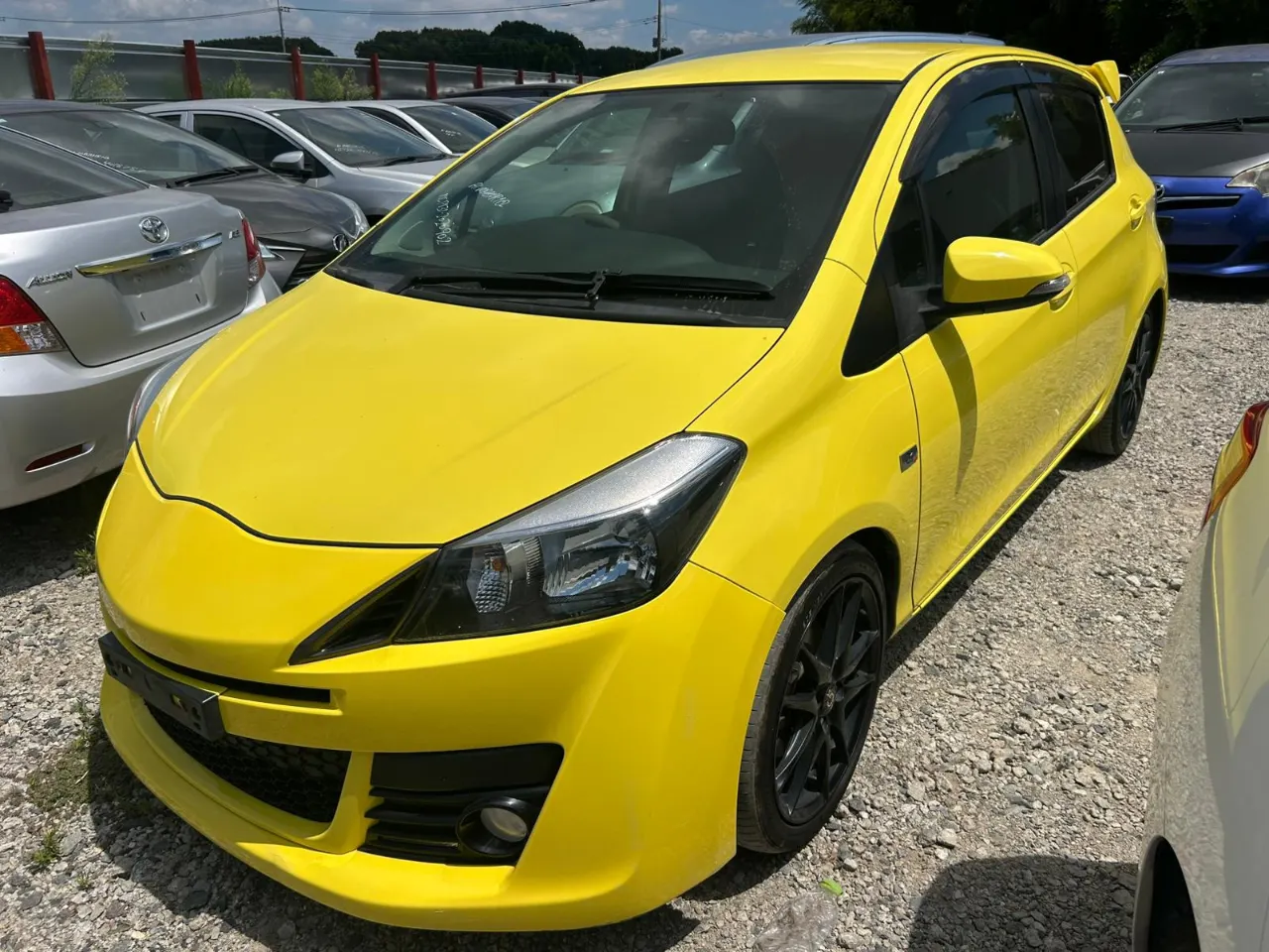TOYOTA VITZ 2014 AM-35084