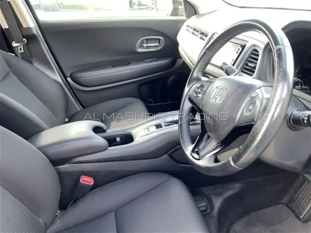 HONDA VEZEL 2014 — photo 6