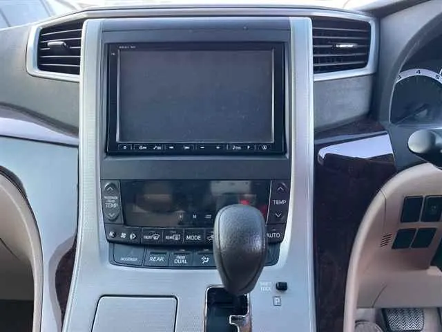 TOYOTA VELFIRE 2012 — photo 6