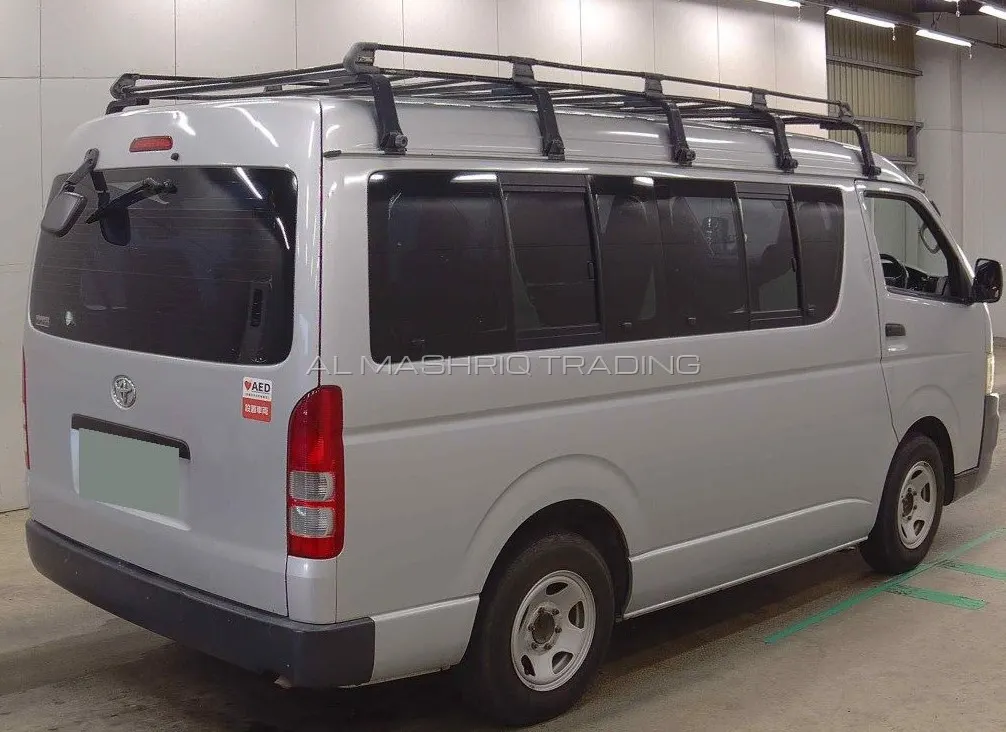 TOYOTA HIACE WAGON 2008 — photo 2