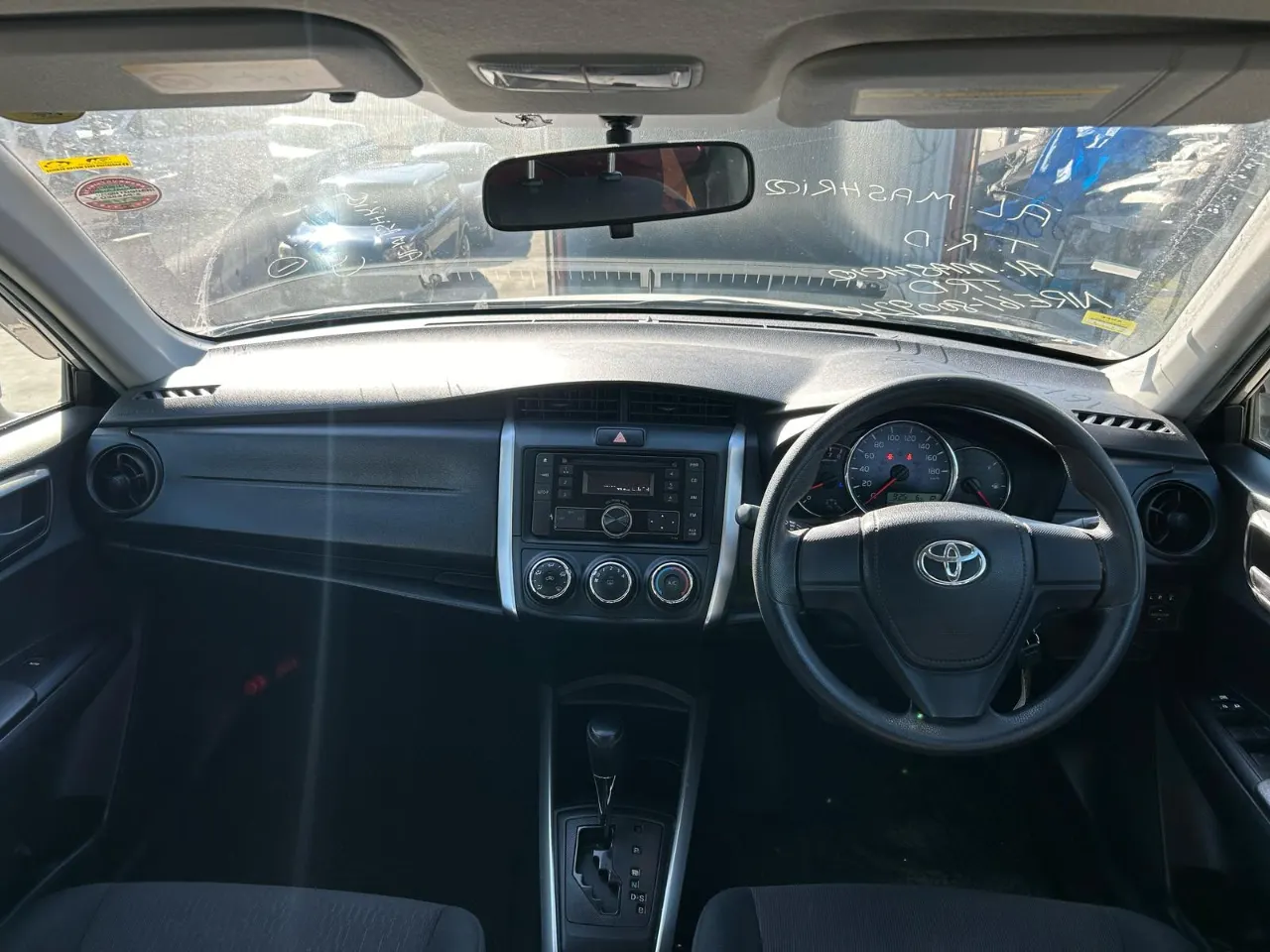 TOYOTA COROLLA FILEDER 2015 — photo 5