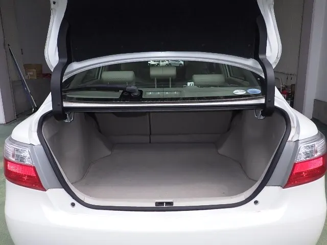 TOYOTA PREMIO 2009 — photo 5