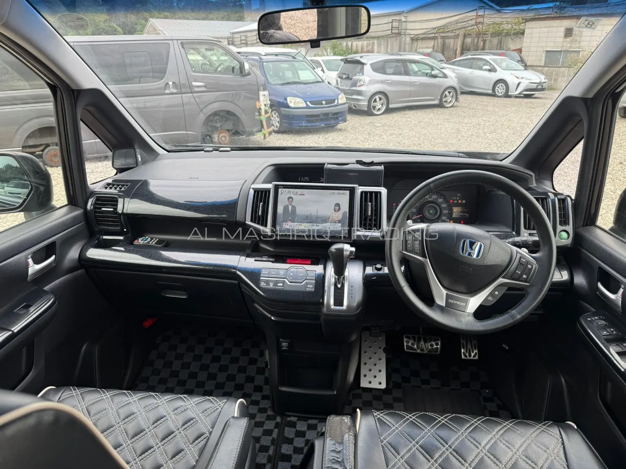 HONDA STEP WAGON 2013 — photo 6