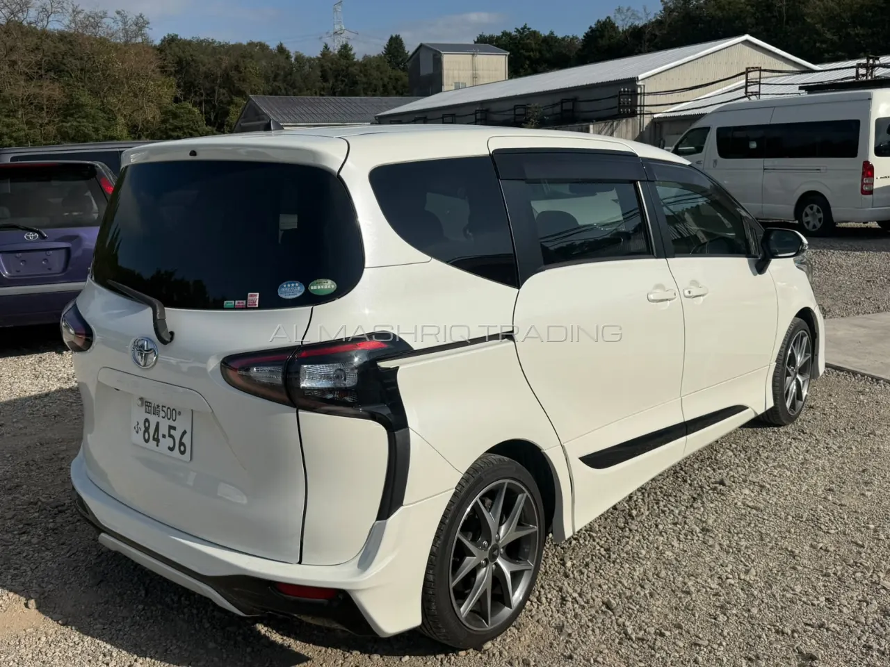 TOYOTA SIENTA 2016 — photo 2