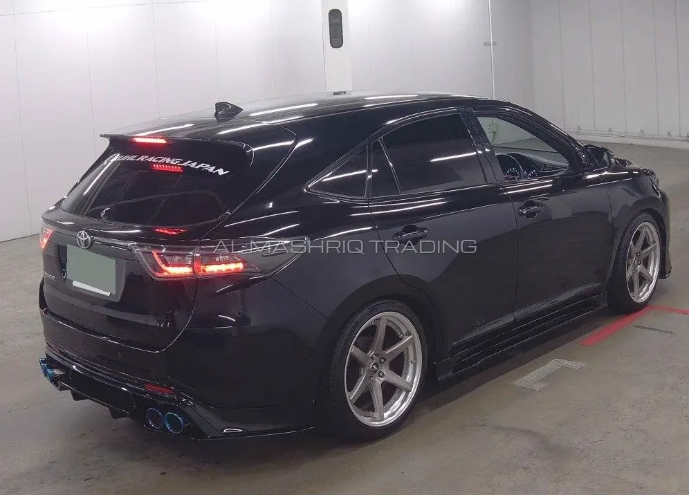 TOYOTA HARRIER 2017 — photo 2