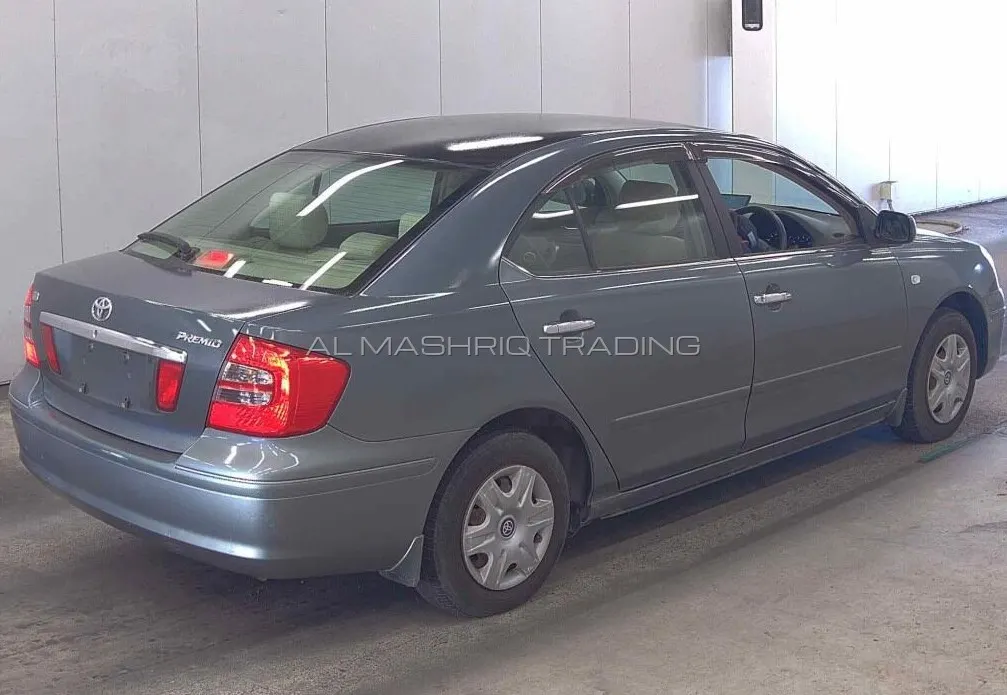 TOYOTA PREMIO 2005 — photo 2