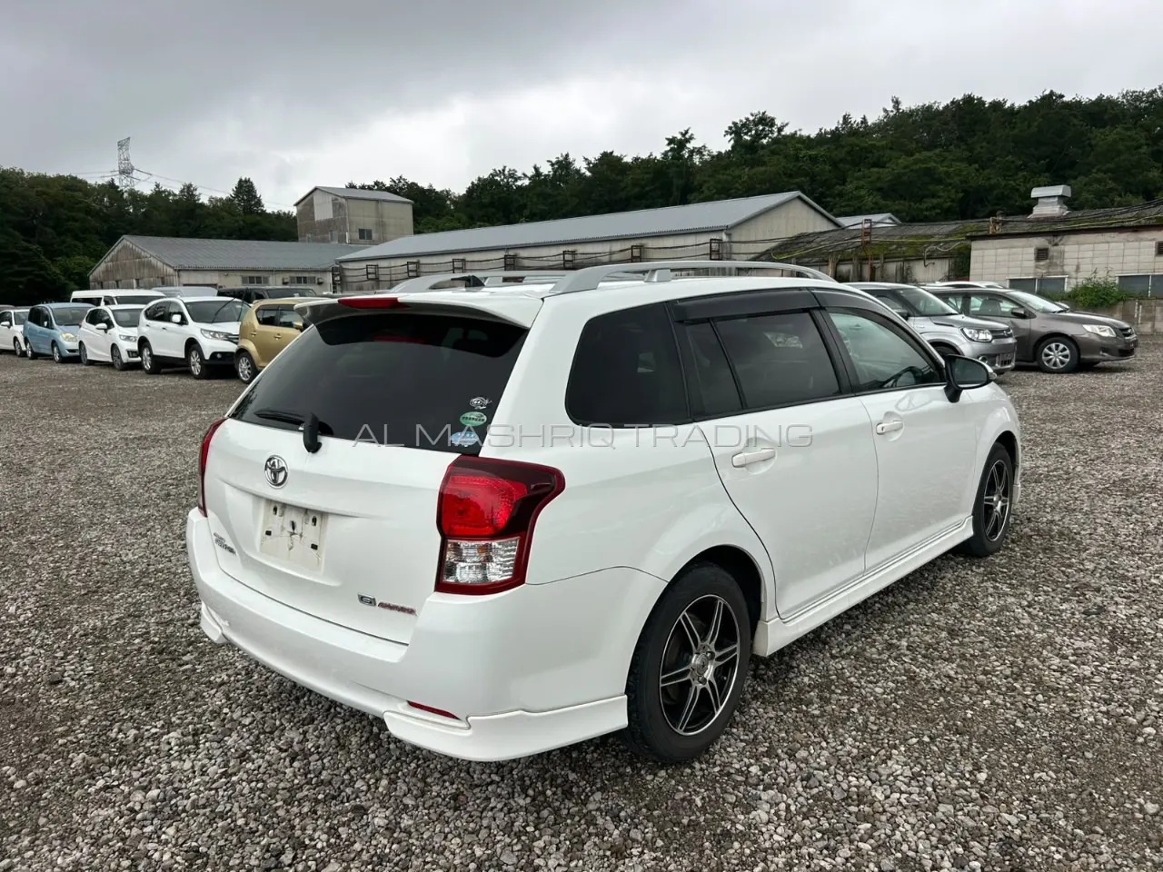 TOYOTA COROLLA FILEDER 2013 — photo 2