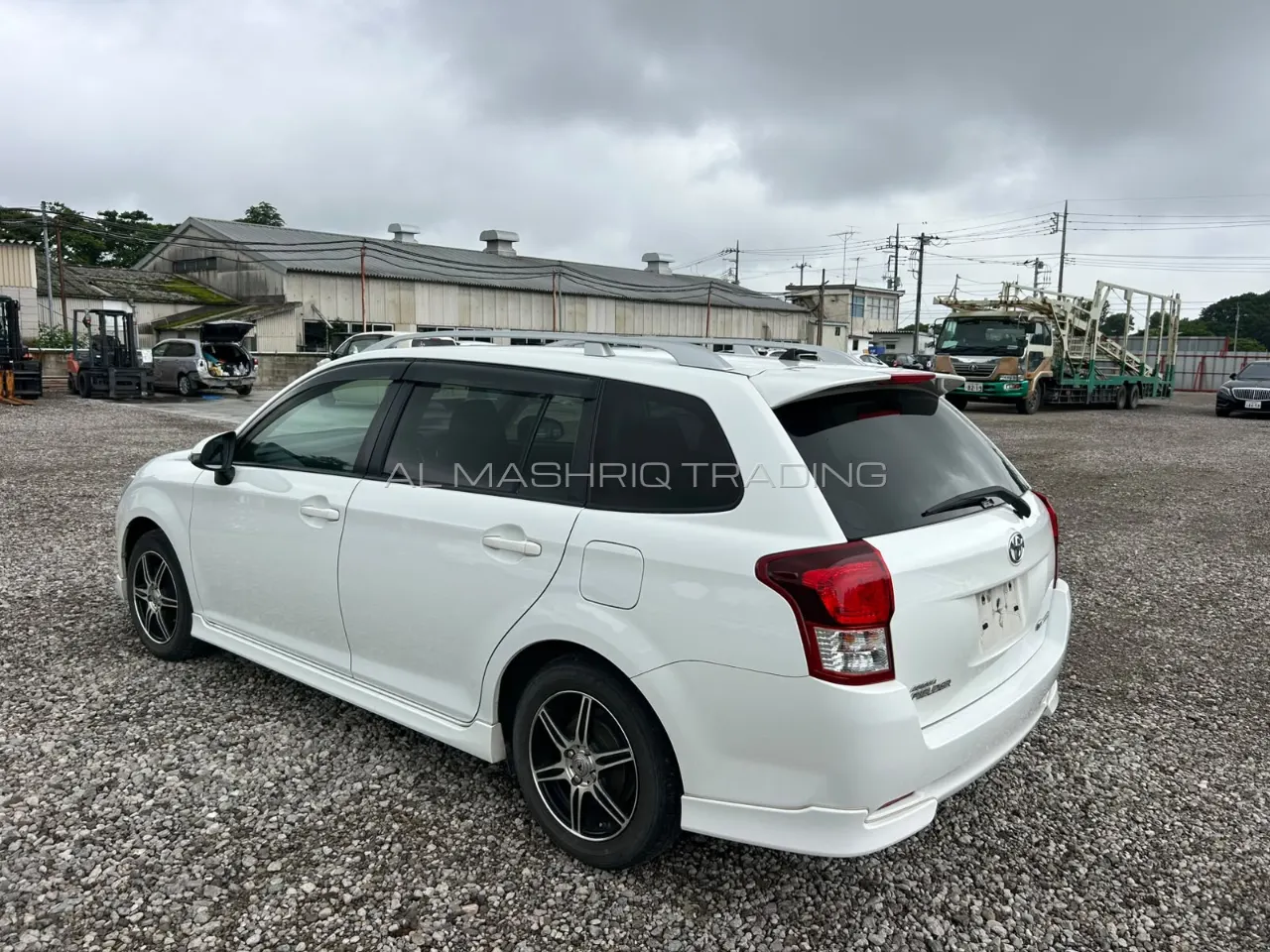 TOYOTA COROLLA FILEDER 2013 — photo 6