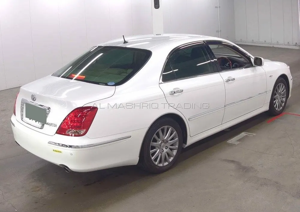 TOYOTA CROWN 2006 — photo 2