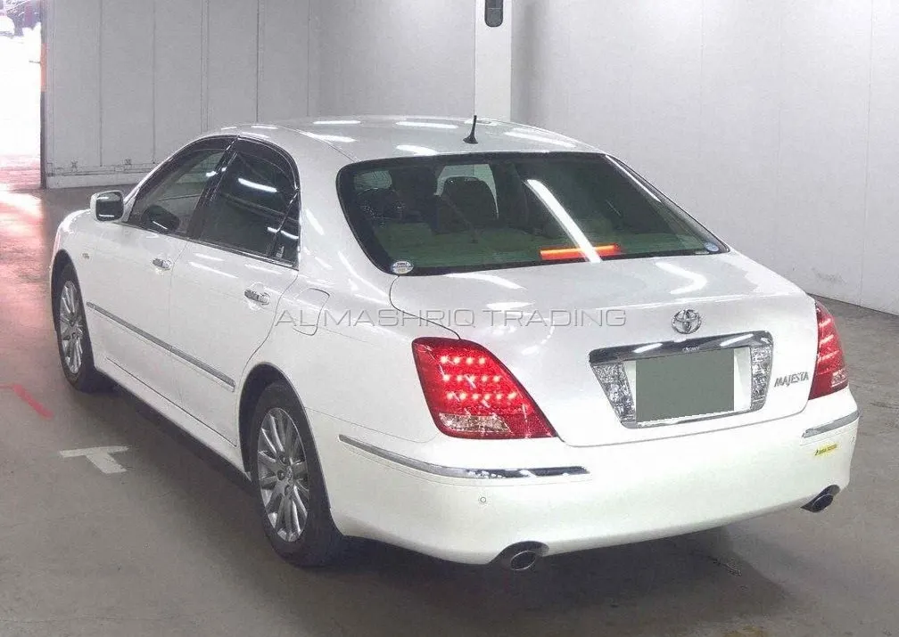 TOYOTA CROWN 2006 — photo 6