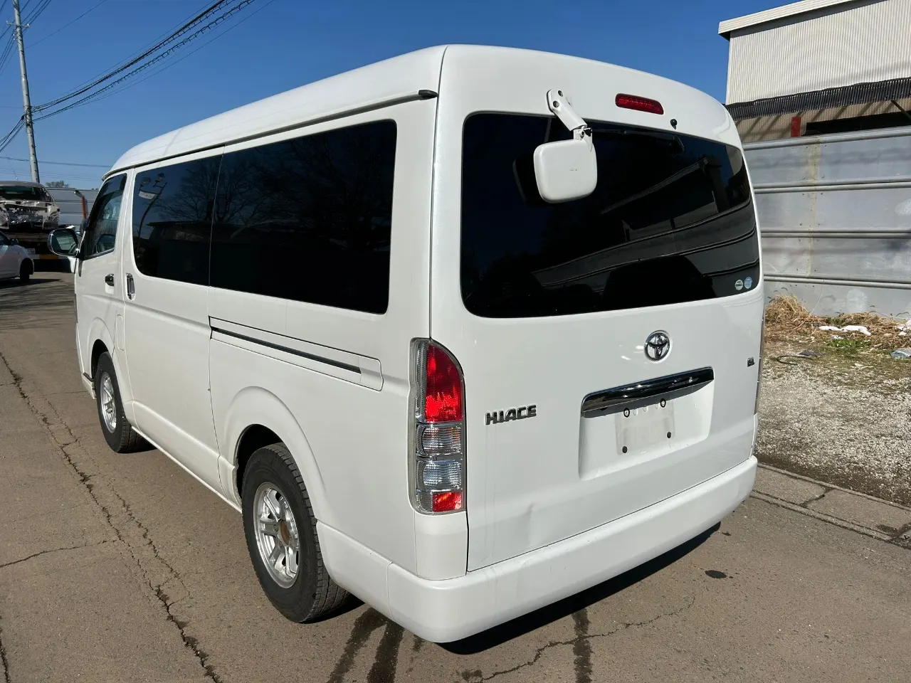 TOYOTA HIACE WAGON 2010 — photo 2