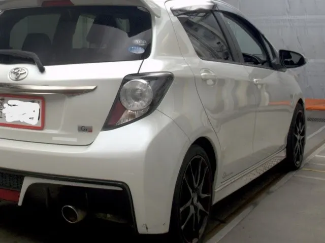 TOYOTA VITZ 2016 — photo 6
