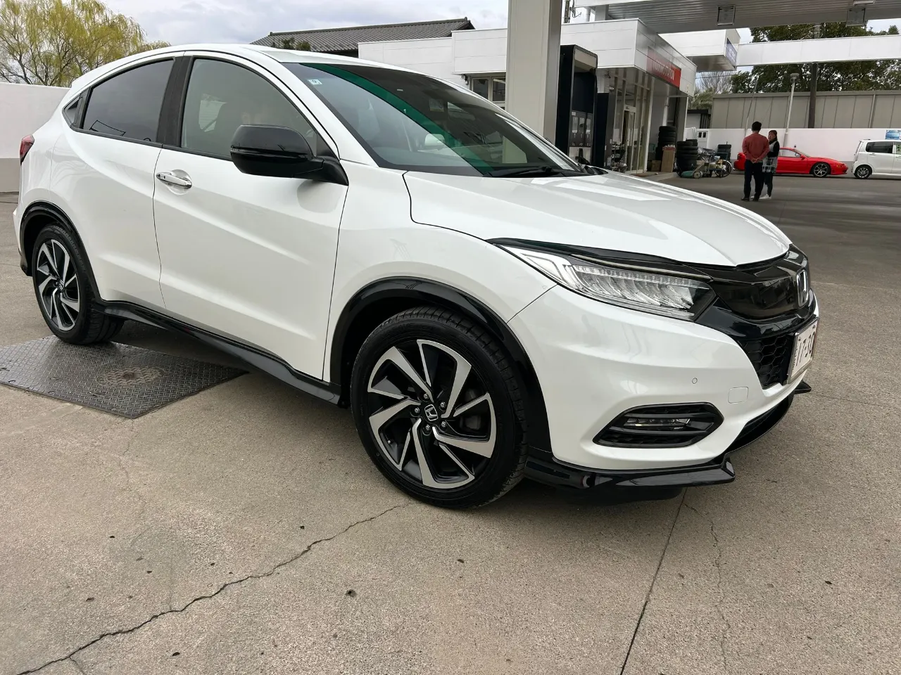 HONDA VEZEL 2018 — photo 2