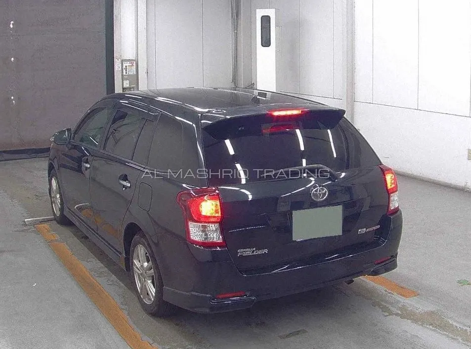 TOYOTA COROLLA FILEDER 2012 — photo 6