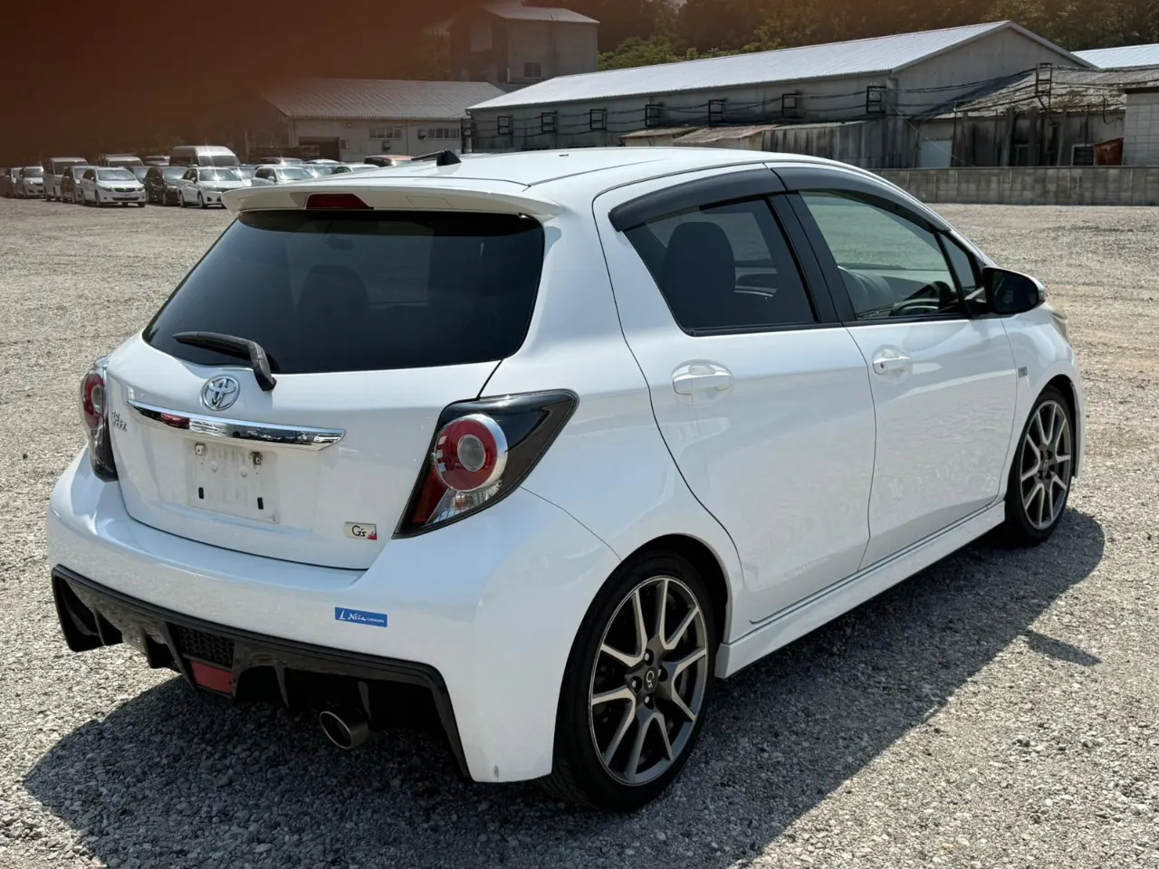 TOYOTA VITZ 2013 — photo 6