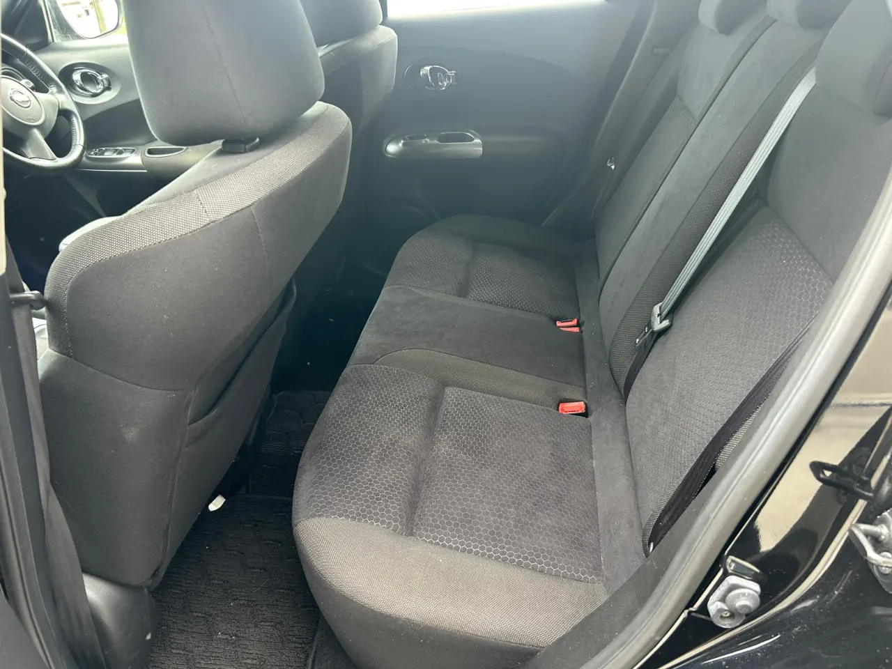 NISSAN JUKE 2010 — photo 6