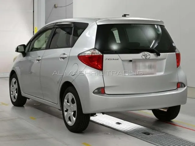 TOYOTA RACTIS 2014 — photo 5