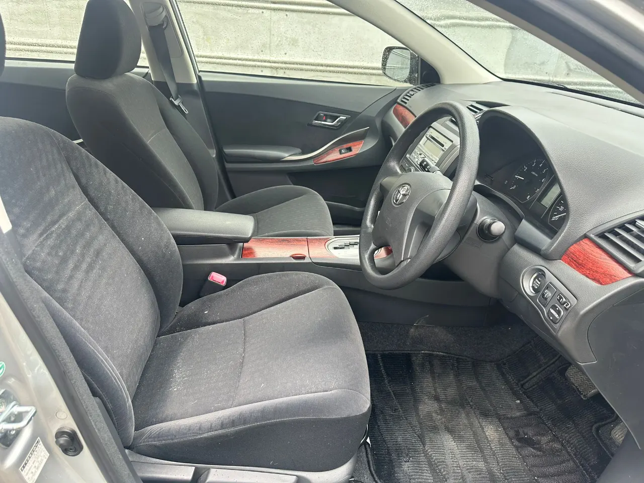 TOYOTA PREMIO 2007 — photo 6