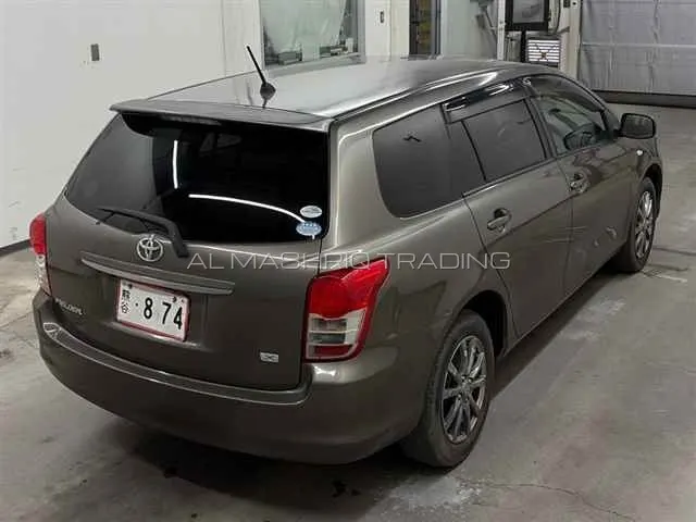 TOYOTA COROLLA FILEDER 2011 — photo 2