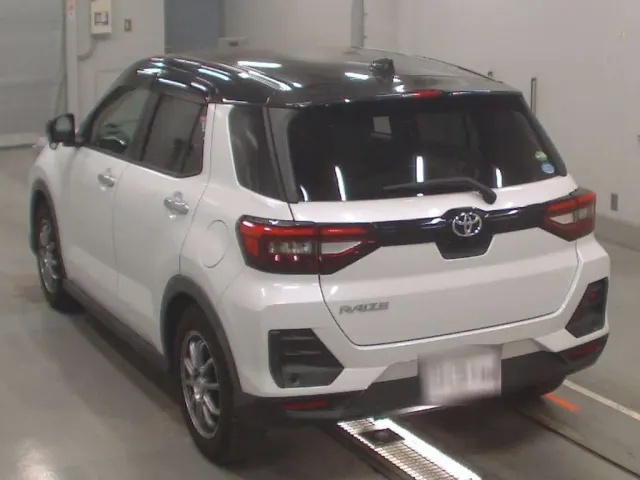 TOYOTA RAIZE 2020 — photo 6