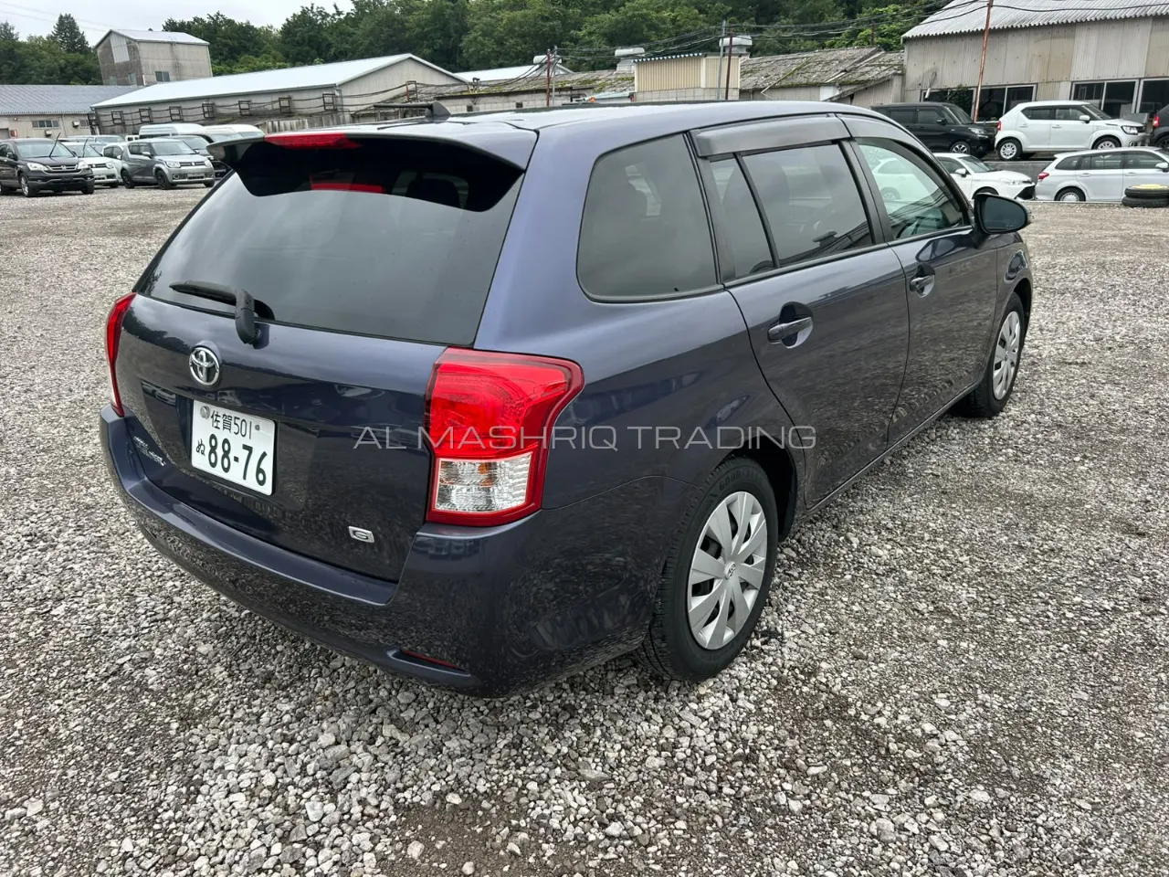 TOYOTA COROLLA FILEDER 2012 — photo 6