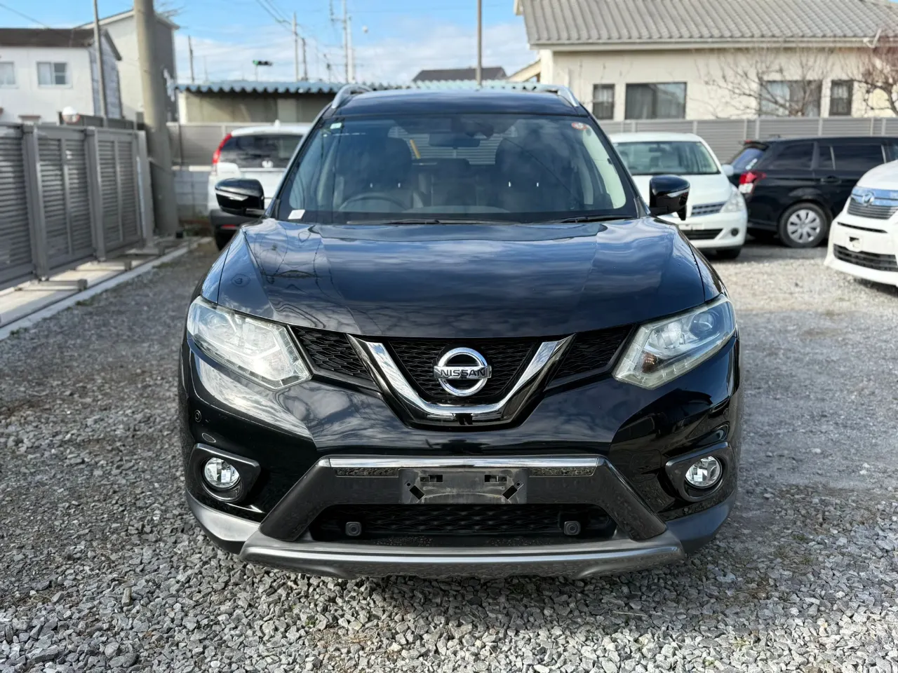 NISSAN X-TRAIL 2017 — photo 2